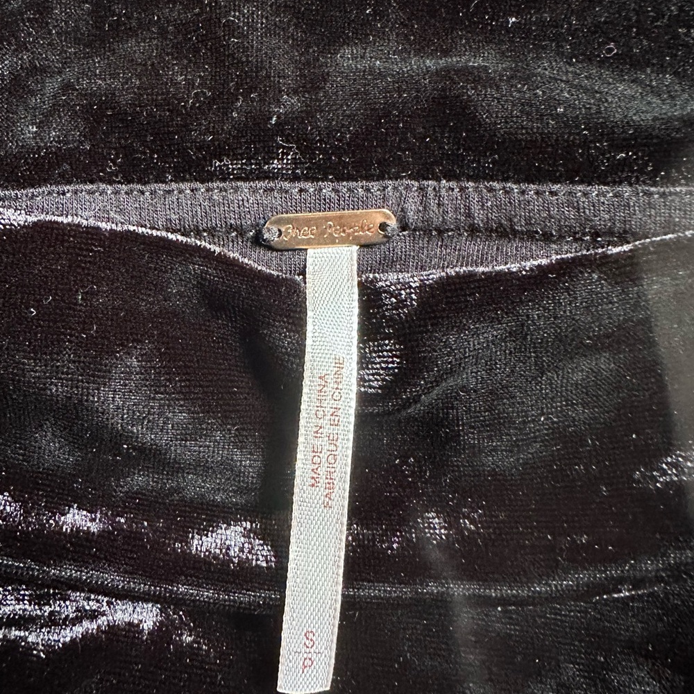 Black Free people velvet cable top